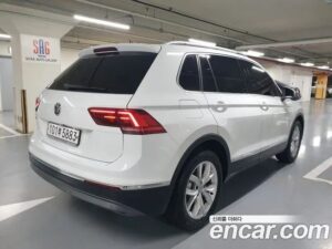 Volkswagen Tiguan 2.0 TDI Premium 2020 года из Южной Кореи