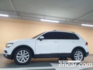 Volkswagen Tiguan 2.0 TDI Premium 2020 года из Южной Кореи