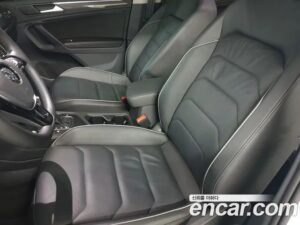 Volkswagen Tiguan 2.0 TDI Premium 2020 года из Южной Кореи