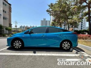 Toyota Prius 1.8 2021 года из Южной Кореи