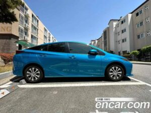 Toyota Prius 1.8 2021 года из Южной Кореи