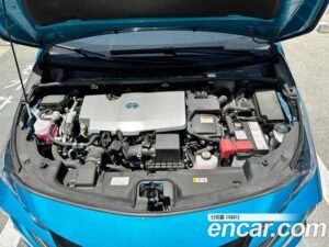 Toyota Prius 1.8 2021 года из Южной Кореи