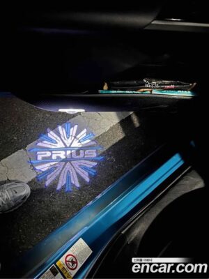 Toyota Prius 1.8 2021 года из Южной Кореи