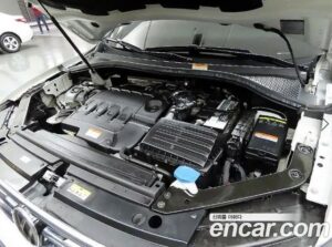 Volkswagen Tiguan 2.0 TDI 4motion Prestige 2020 года из Южной Кореи