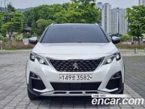Peugeot 5008 2.0 BlueHDi GT 2020 года из Южной Кореи