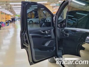 Mercedes-Benz V-Class V300 CDI 2021 года из Южной Кореи