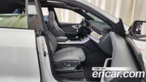 Audi Q8 50 TDI 4WD Premium 2021 года из Южной Кореи
