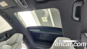 Audi Q8 50 TDI 4WD Premium 2021 года из Южной Кореи