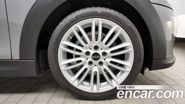 34958057_005.jpg Mini Cooper CLASSIC Plus 2022 года из Южной Кореи