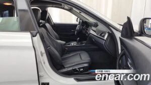 BMW Gran Turismo GT 320d xDrive 2019 года из Южной Кореи
