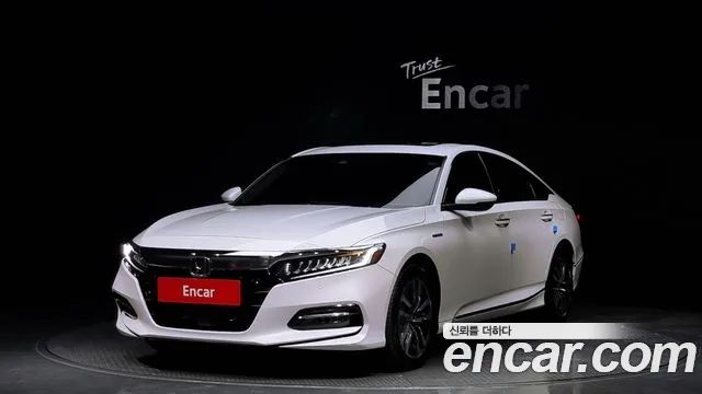 Honda Accord 2.0 HYBRID Touring 2019 года из Кореи