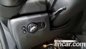 Mini Cooper DEFAULT 2021 года из Южной Кореи