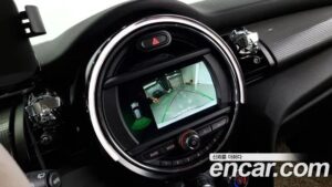 Mini Cooper DEFAULT 2021 года из Южной Кореи
