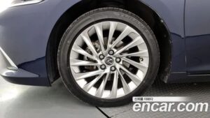 Lexus ES Executive 2020 года из Южной Кореи