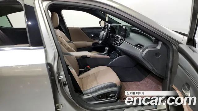 34958694_015.jpg Lexus ES Luxury 2022 года из Южной Кореи