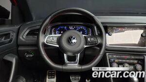 Volkswagen T-Roc 2.0 TDI Premium 2022 года из Южной Кореи