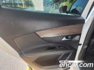 Peugeot 3008 1.5 BlueHDi GT 2022 года из Южной Кореи