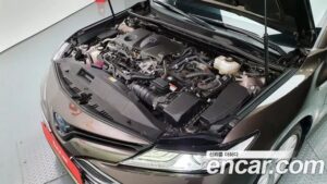 Toyota Camry 2.5 XLE HYBRID 2020 года из Южной Кореи