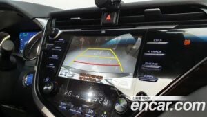 Toyota Camry 2.5 XLE HYBRID 2020 года из Южной Кореи