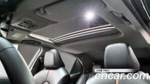 Toyota Camry 2.5 XLE HYBRID 2020 года из Южной Кореи
