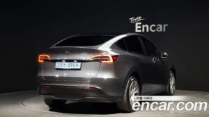 Tesla Model Y LONG RANGE 2022 года из Южной Кореи