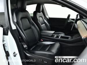 Tesla Model Y LONG RANGE 2021 года из Южной Кореи