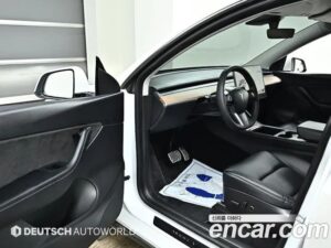 Tesla Model Y LONG RANGE 2021 года из Южной Кореи