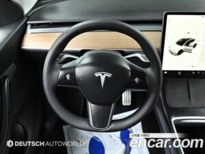Tesla Model Y LONG RANGE 2021 года из Южной Кореи