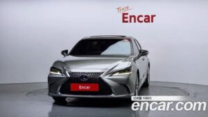 Lexus ES Executive 2020 года из Южной Кореи