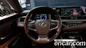 Lexus ES Executive 2020 года из Южной Кореи