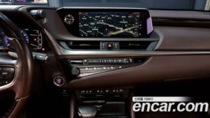 Lexus ES Executive 2020 года из Южной Кореи