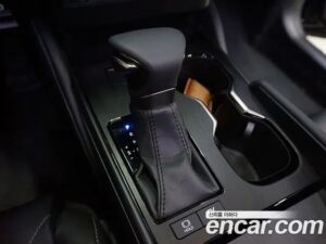 Lexus ES Luxury Plus 2023 года из Южной Кореи