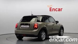 Mini Cooper 5Door DEFAULT 2020 года из Южной Кореи