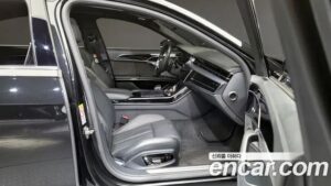 Audi A8 55 TFSI 4WD LWB 2020 года из Южной Кореи