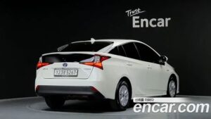 Toyota Prius 1.8 2020 года из Южной Кореи