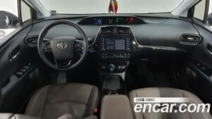 Toyota Prius 1.8 2020 года из Южной Кореи