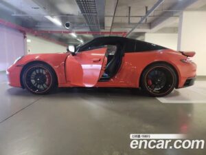 Porsche 911 TARGA 4 GTS 2022 года из Южной Кореи