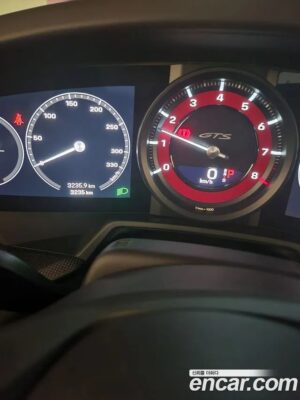 Porsche 911 TARGA 4 GTS 2022 года из Южной Кореи