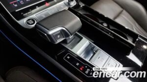 Audi A8 55 TFSI 4WD LWB 2021 года из Южной Кореи