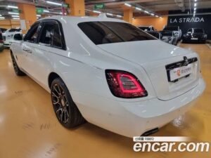 Rolls-Royce Ghost 6.7 V12 Black Badge 2022 года из Южной Кореи
