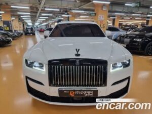 Rolls-Royce Ghost 6.7 V12 Black Badge 2022 года из Южной Кореи