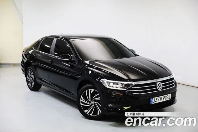 Volkswagen Jetta 1.4 TSI Premium 2020 года из Кореи