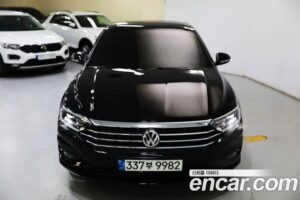 Volkswagen Jetta 1.4 TSI Premium 2020 года из Южной Кореи