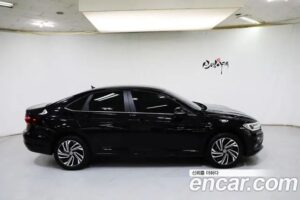 Volkswagen Jetta 1.4 TSI Premium 2020 года из Южной Кореи