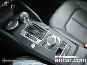 Audi A3 40 TFSI 2020 года из Южной Кореи
