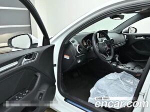 Audi A3 40 TFSI 2020 года из Южной Кореи