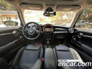 Mini Cooper HIGH 2020 года из Южной Кореи