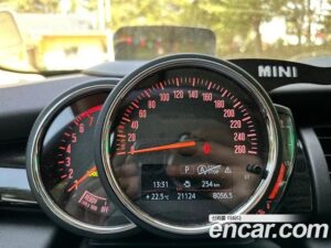 Mini Cooper HIGH 2020 года из Южной Кореи