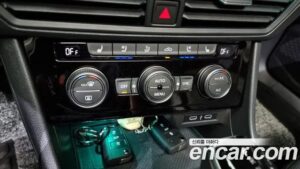 Volkswagen Jetta 1.5 TSI Prestige 2023 года из Южной Кореи