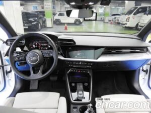 Audi A3 40 TFSI Premium 2022 года из Южной Кореи